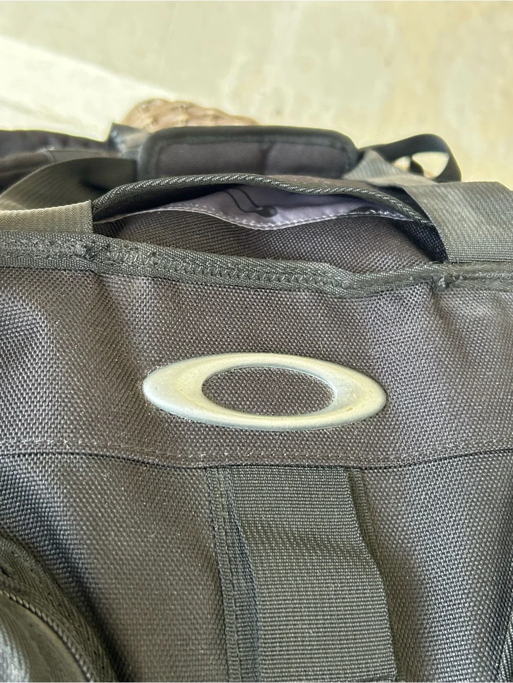 NWT! OAKLEY Tactical Field Gear Dry Goods 68L Duffle Bag *LOGO*
